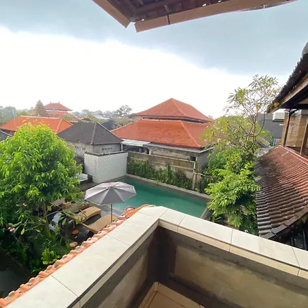 Dewa Bungalows, A Balinese House And Art Gallery-2